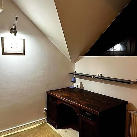 La La Lu The House Near Warsaw 2* ラジミン